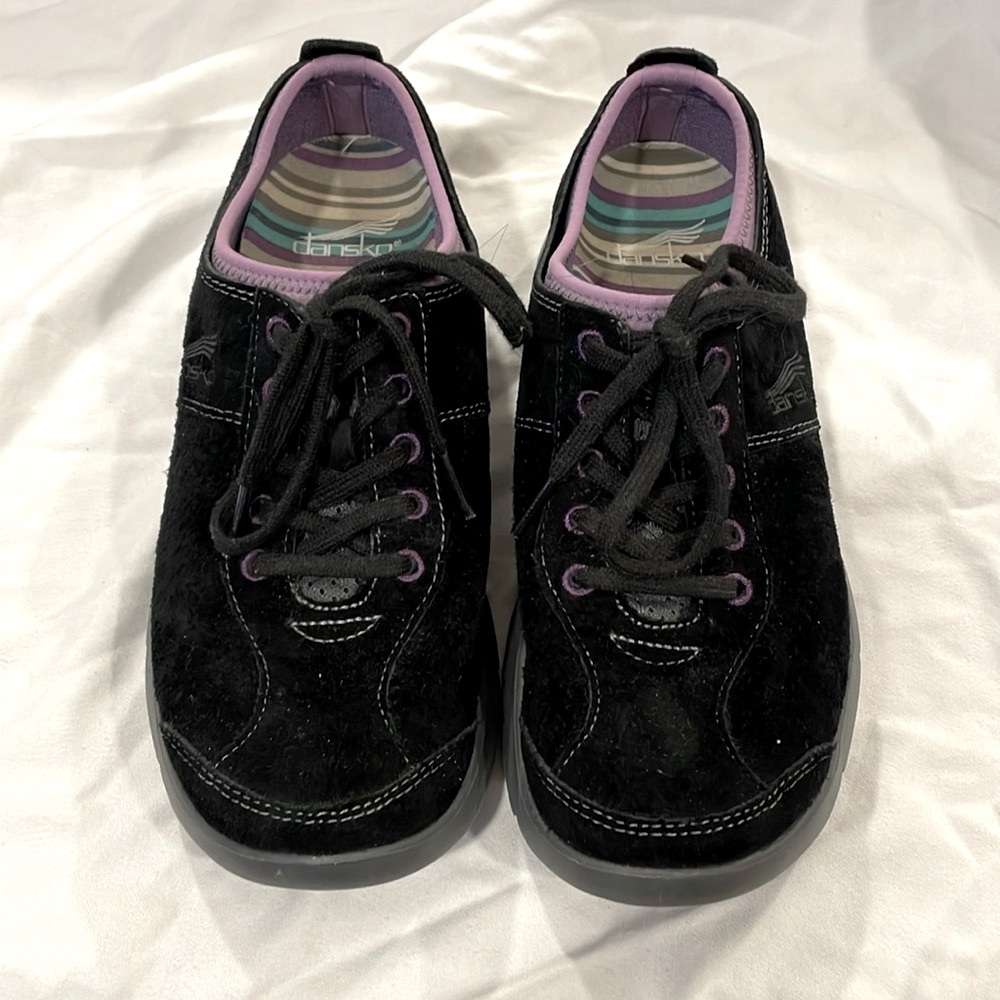 ✨Dansko Elise Sneakers Black Suede with subtle Purple interior trim. Size 36